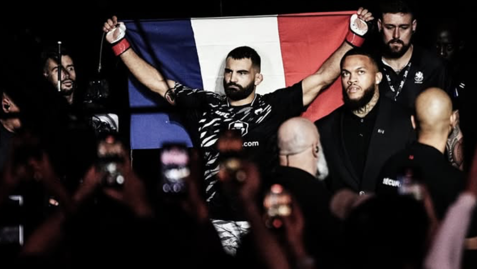 Важни победи за домакините на UFC Париж