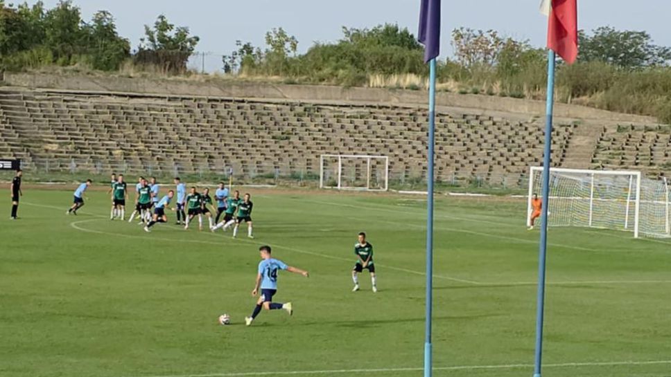 Академик (Свищов) победи Левски 2007