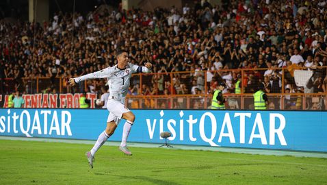  40-годишният Кристиано влетя стремително и в тези квалификации на Португалия 