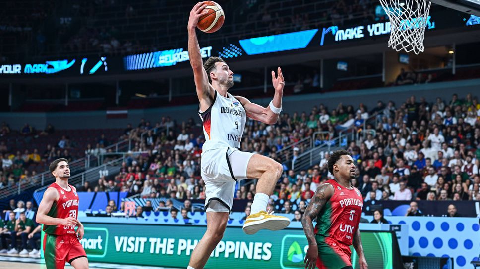 Световният шампион Германия не допусна изненада и се класира за