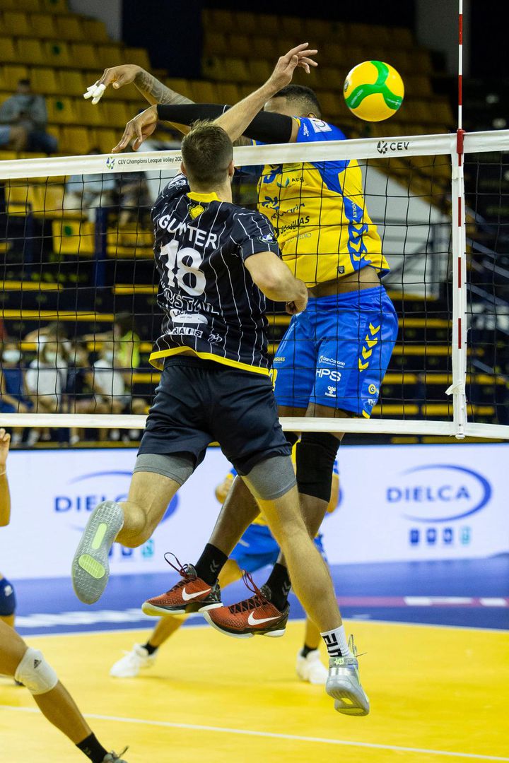 Хебър загуби първия си двубой в Шампионската лига в Лас Палмас