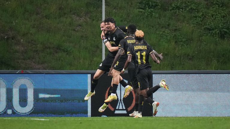 Белгийският Роял Юнион поднесе изненадата в група D на Лига