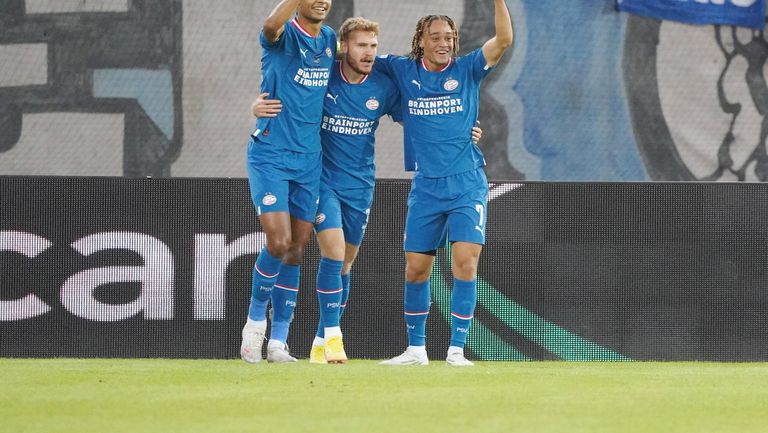 ПСВ Айндховен записа първа победа в груповата фаза на Лига