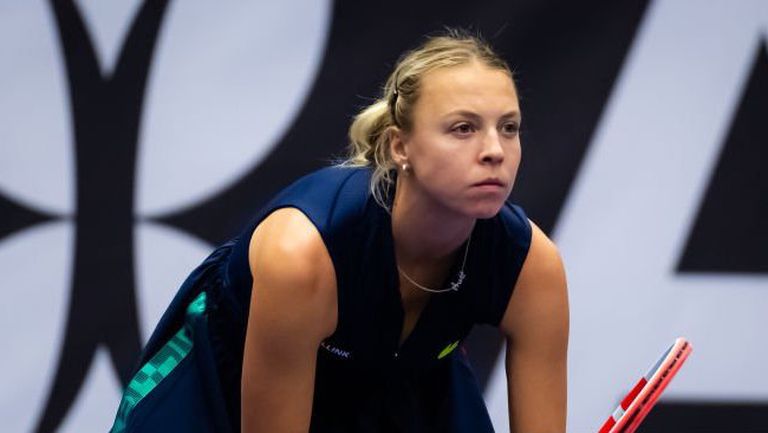 Шампионката Анет Контавейт отпадна от турнира по тенис в Острава