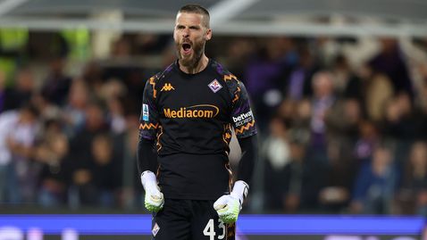  Де Хеа преподписа с Фиорентина 