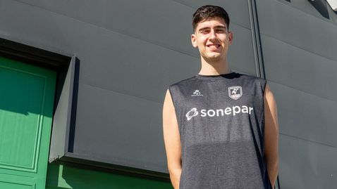 Падуа, без Борис Начев, взе гейм на Милано в Италия