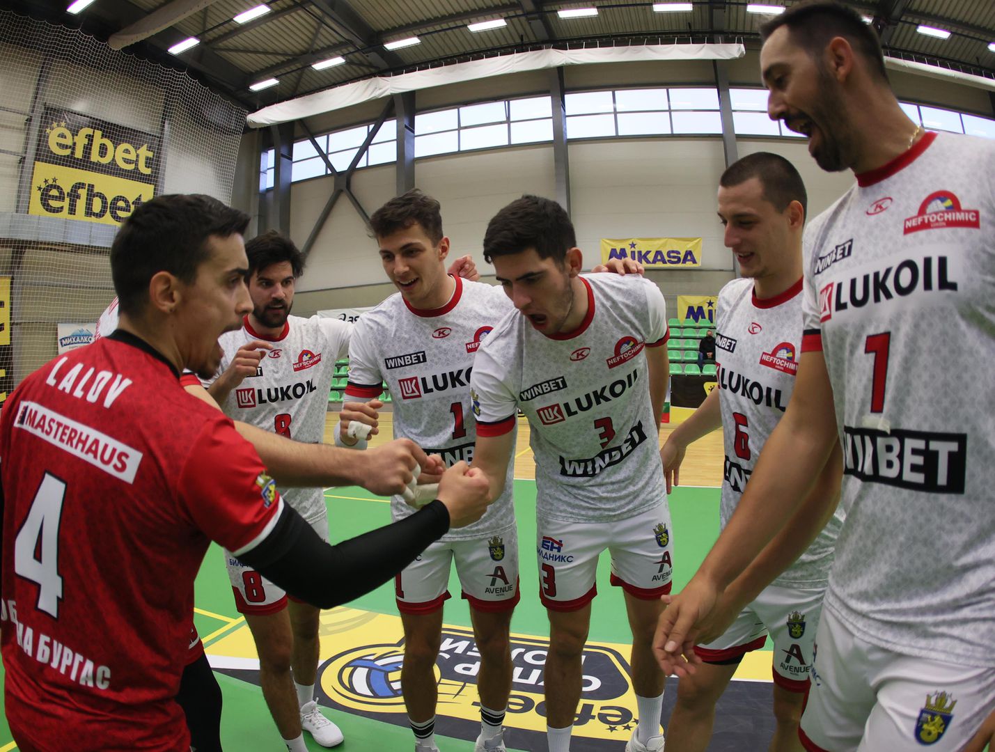 Efbet Супер Волей: Берое 2016 (Стара Загора) - Нефтохимик 2010 (Бургас)