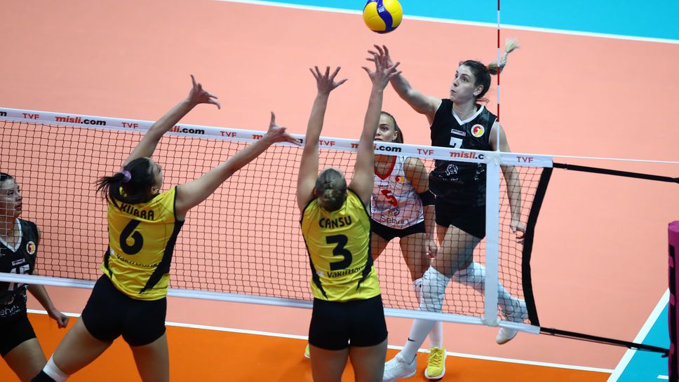 Мира Паскова и Мерт Сигорта взеха само гейм на шампиона Вакъфбанк в Турция