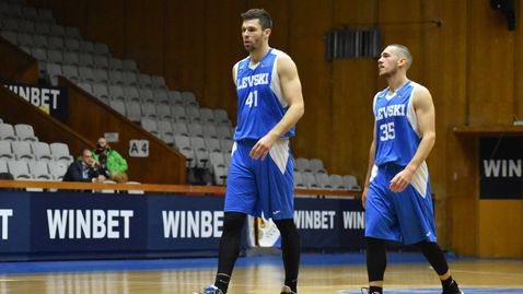 Играч на кръга - Ивица Радич