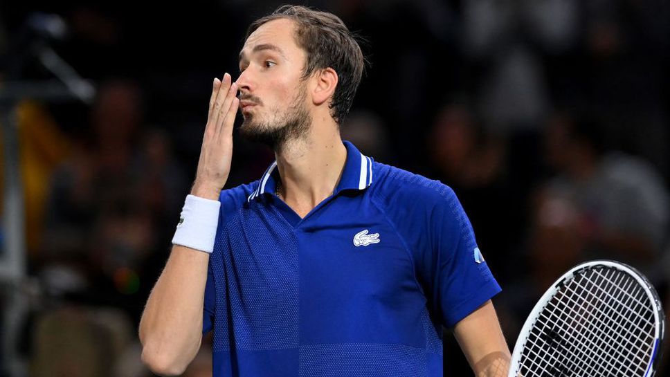 Медведев: Когато зрителите са против теб, трябва да победиш и съперника, и тях