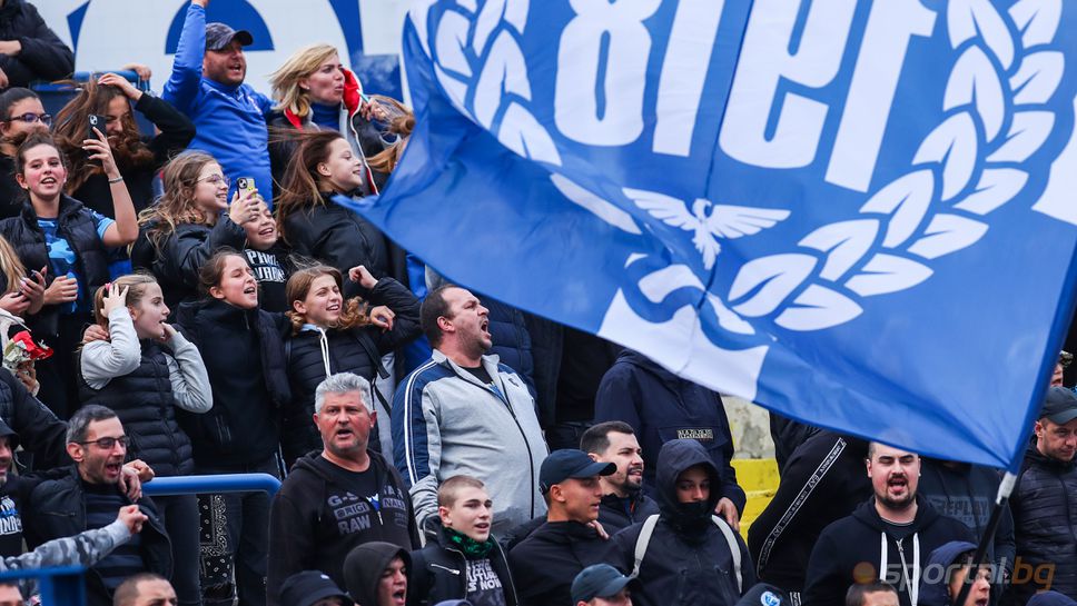 Ветерани изгледаха първата победа на Спартак (Варна) във Втора лига