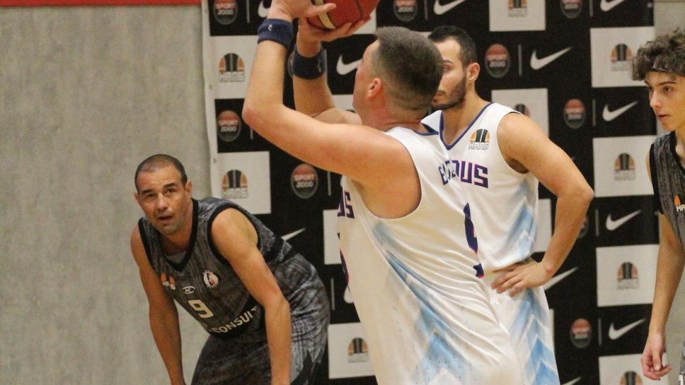 Нитрос и София Армада с верни стъпки в Четвърта дивизия