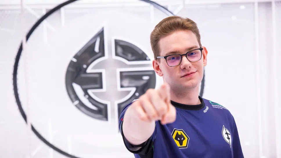 FlyQuest си осигурява забележителен играч