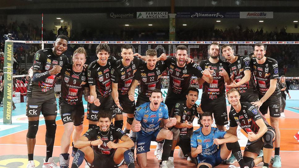 Алекс Николов помогна на Чивитанова за драматичната победа над Перуджа