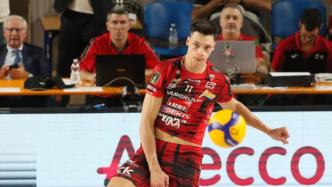 Алекс Николов е MVP за октомври в Италия! Ето на кого посвети наградата