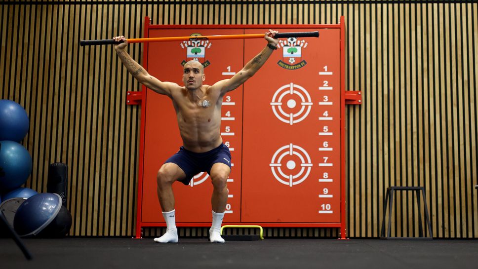 Бивш халф на Барселона се завърна в английския футбол