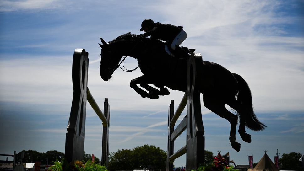 Върнаха руснаците и беларусите в конната езда и водната топка