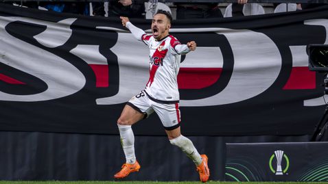 Райо Валекано се измъкна от много трудна ситуация и направи феноменален обрат у дома