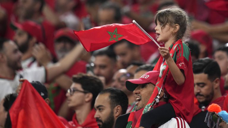 Арабските фенове в Катар застават изцяло на страната на Мароко