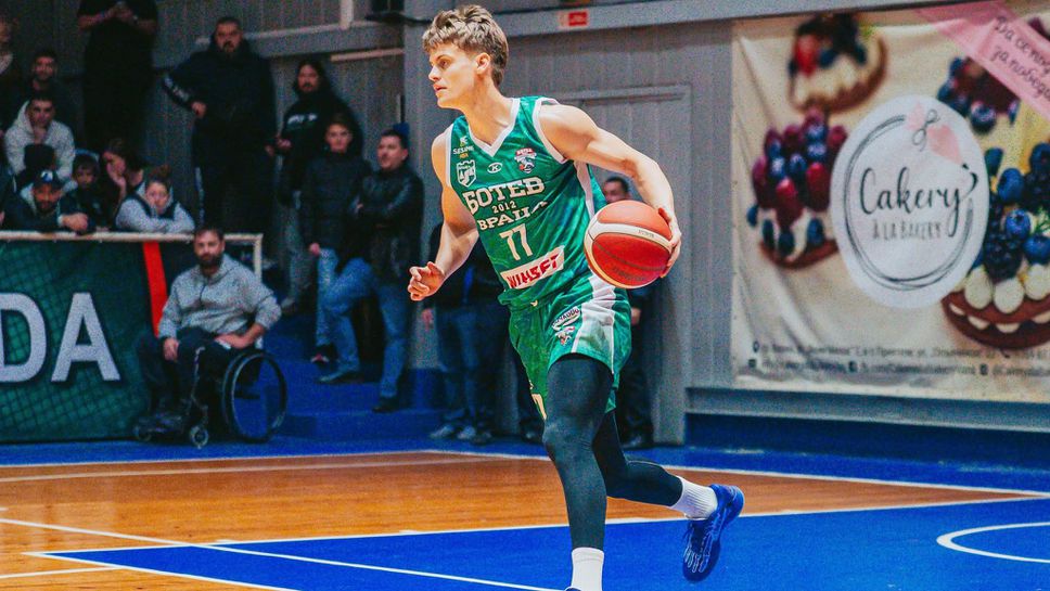 Ботев Враца диктува темпото в сблъсъка с Левски в "Арена Ботевград"