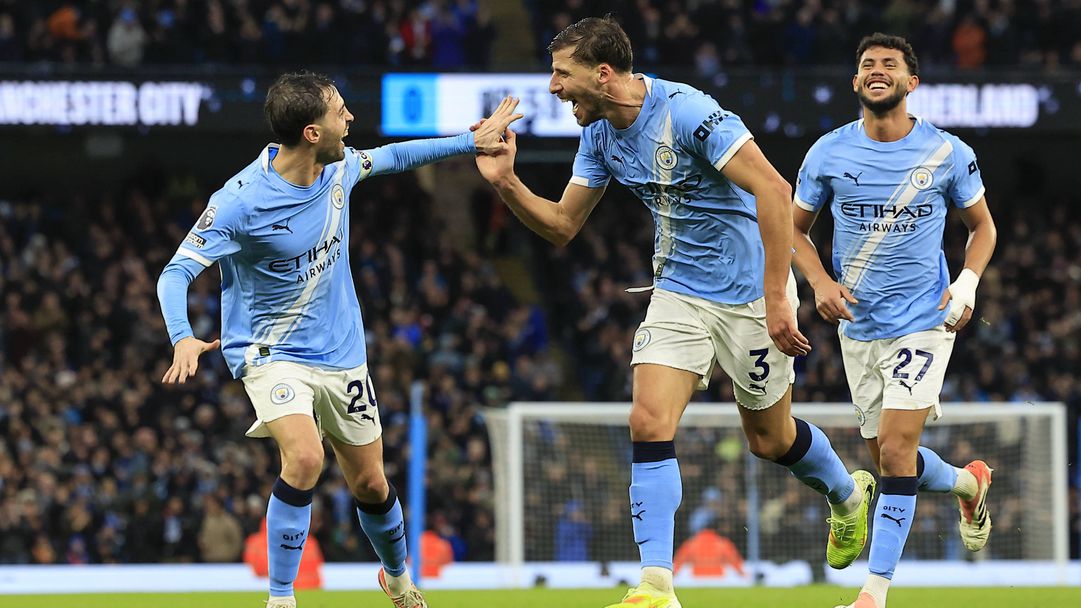 Убедителен успех доближи Манчестър Сити на две точки от Арсенал