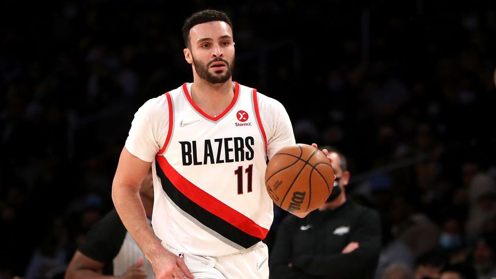 Баскетболист на Портланд се размина с тежка контузия на коляното