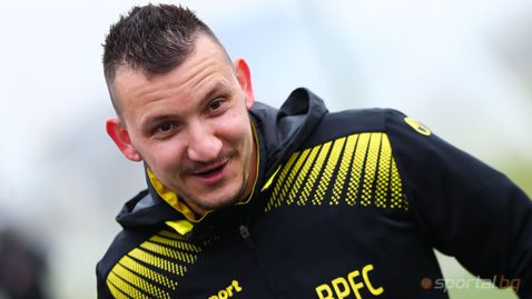 Състоянието на Неделев се подобрява, халфът вече се движи самостоятелно