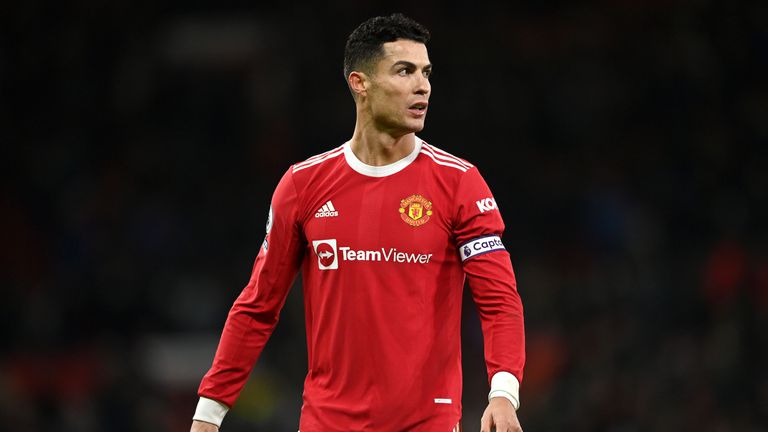  Кристиано си потегля от 