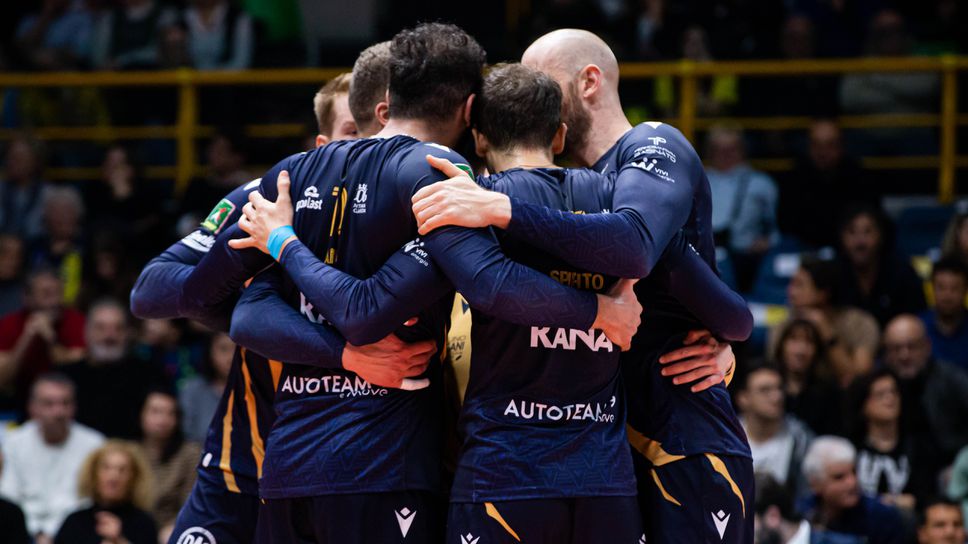 Радо Стойчев и Верона отнесоха Модена в Италия