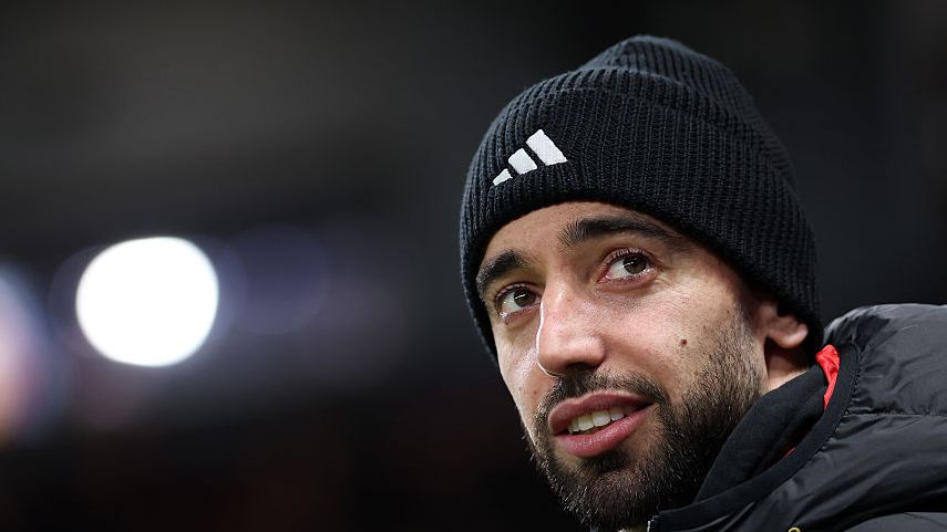 Капитанът на Манчестър ЮнайтедБруно Фернандеш и Мейсън Маунт са подновили