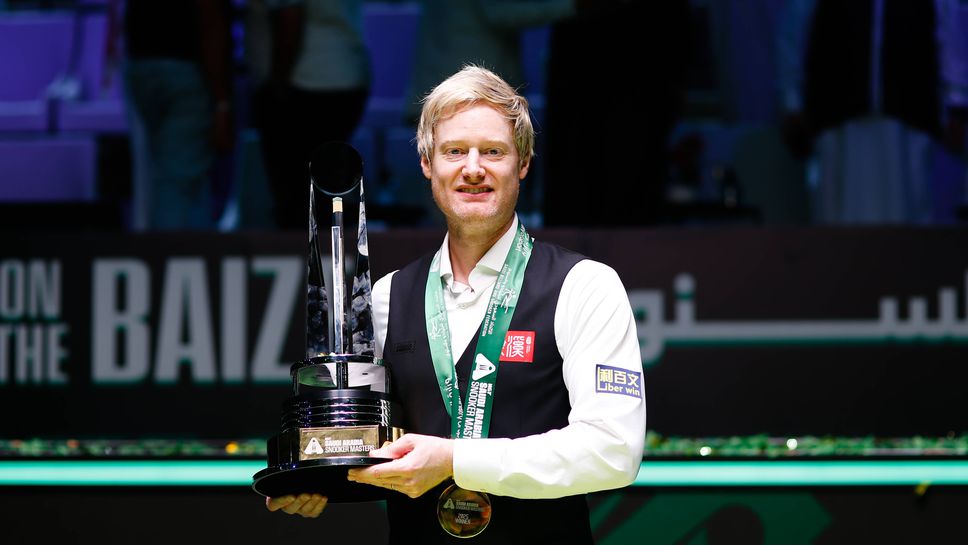 Нийл Робъртсън участва в поредицата от видеа тип Моята кариера