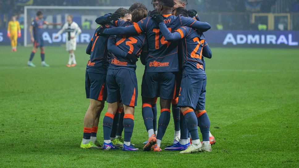 Интер удари Парма и точно в средата на сезона е първенец!