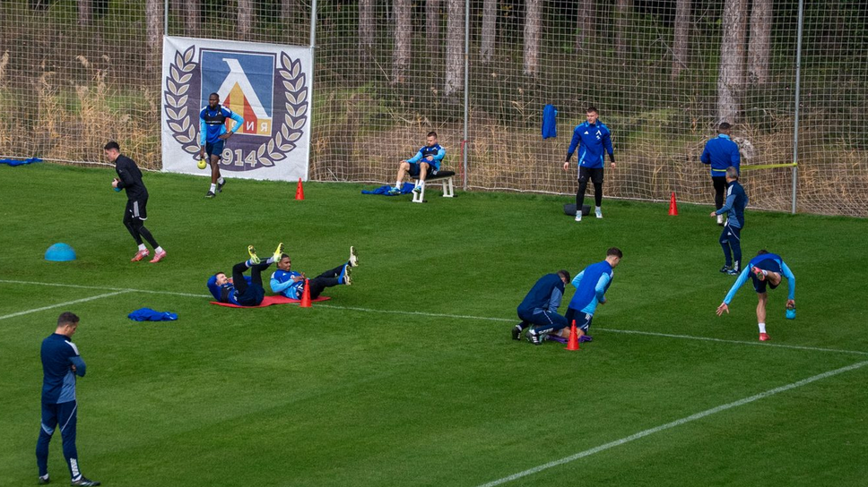 Левски започна тренировки на турска земя