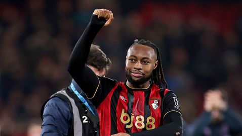  Семеньо шокира Тотнъм в добавеното време и донесе триумфа на Борнемут 