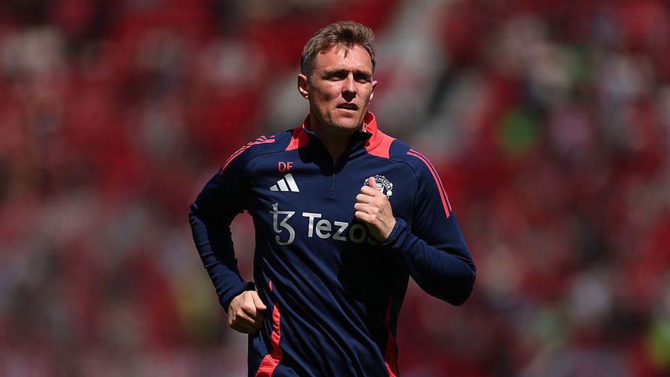 Дарън Флетчър ще води временно Манчестър Юнайтед в мача от