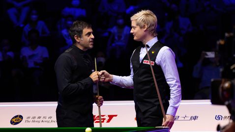 Рони О'Съливан срещу Нийл Робъртсън в първи кръг на "Мастърс"