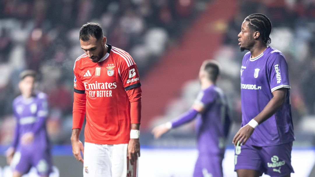 Бенфика с първа загуба при Моуриньо и пропуснат шанс за трофей