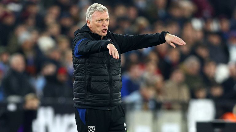  Дейвид Мойс: С Рой Ходжсън Уотфорд има късмет да не изпадне 