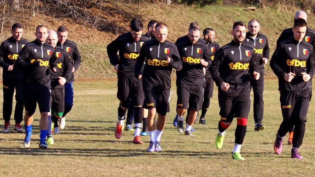 Първа тренировка за Черноломец (програмата за контролите)