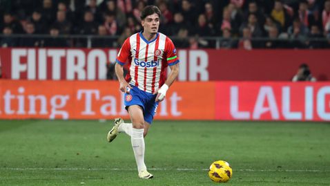 Защитник на Жирона отказал оферта от Англия, защото иска да се върне в Реал