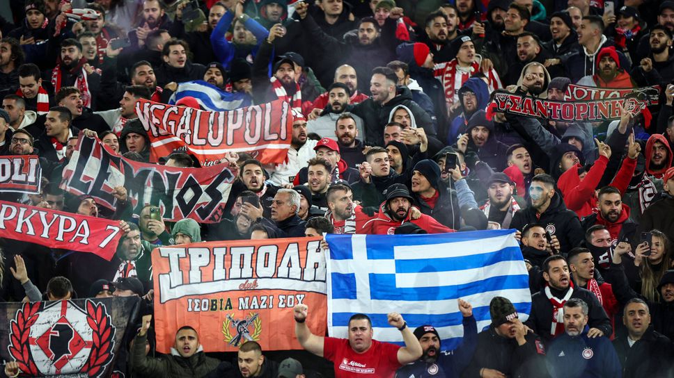 В Гърция връщат феновете на трибуните след двумесечната забрана