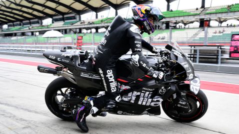 Шампионът в MotoGP с още една стъпка по-близо до завръщането си на старта