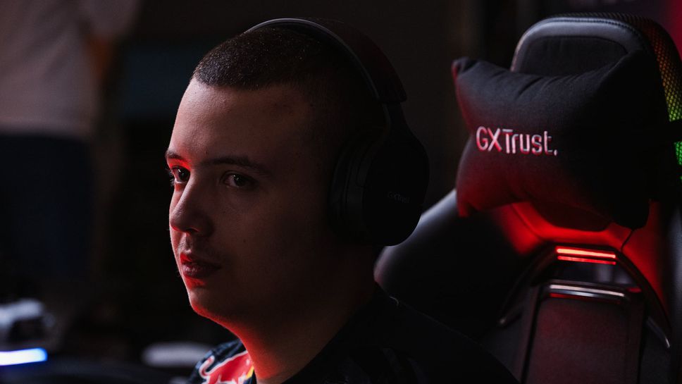 Българският талант Алихан Хаджи избра стартовия си състав за последния