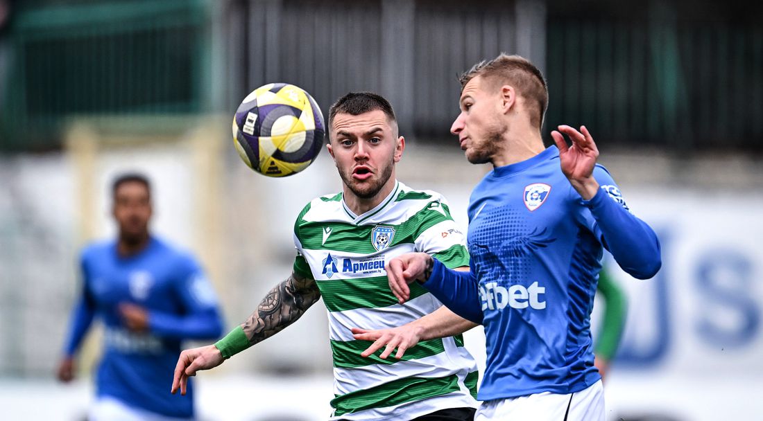 Огромен заряд, червен картон и без победител в дербито на Варна