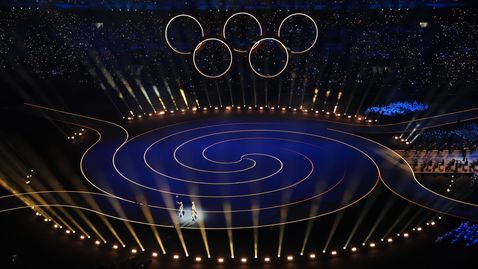 Раздадоха се пет комплекта медали в първия ден в Италия