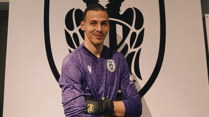 Бившият вратар на СлавияАнтонис Стергиакис подписа с ПАОК Стражът който