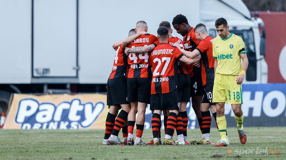 Локомотив (София) 1:0 Лудогорец, феноменален гол на Делев, греда на Чочев