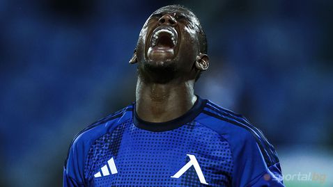 Футболистът, който изчезва, когато Левски има нужда