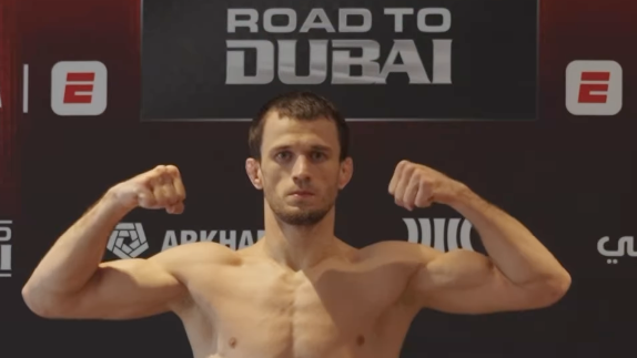 Професионалната бойна лига PFL проведе официалното си претегляне за събитието