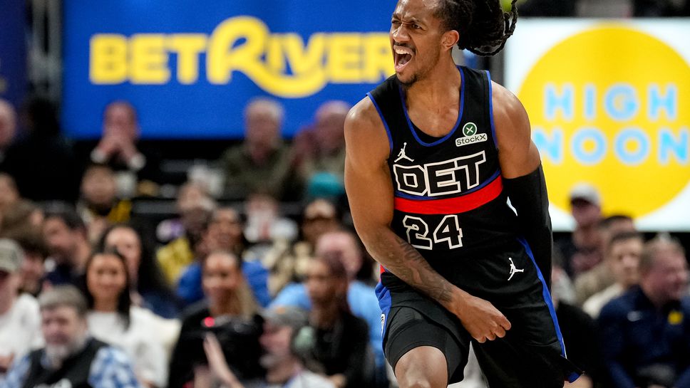 Гардът Денис Дженкинс влезе от пейката и отбеляза 18 точки